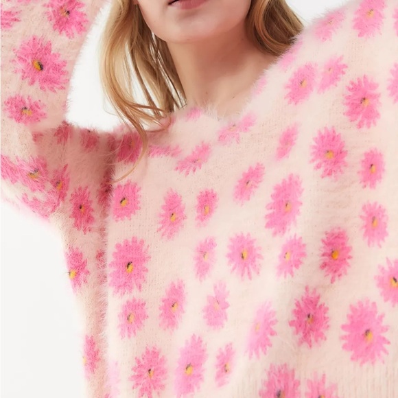 Urban Outfitters Pink Floral Knit Pullover Sweater - Picture 11 of 12